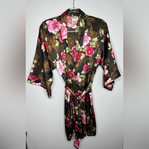 Sophia by Delicates - size small - silky soft kimono tie robe. 3/4 sleeves. - Picture 6 of 7